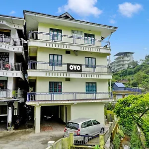 Hotel Oyo Flagship Ammu, Munnar
